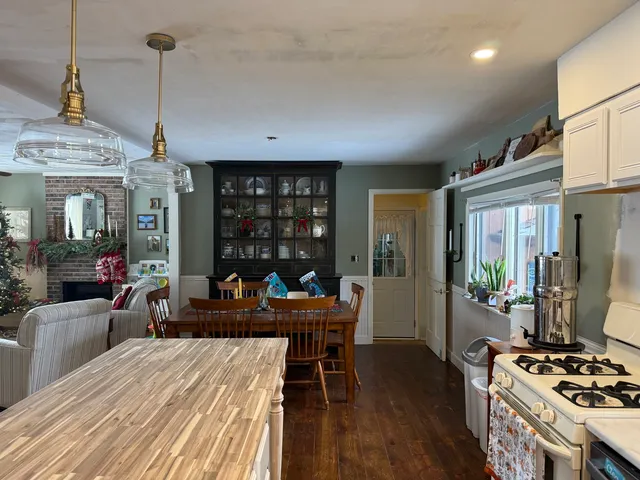 $239,000 | 805 5th Avenue, Dixon, IL 61021