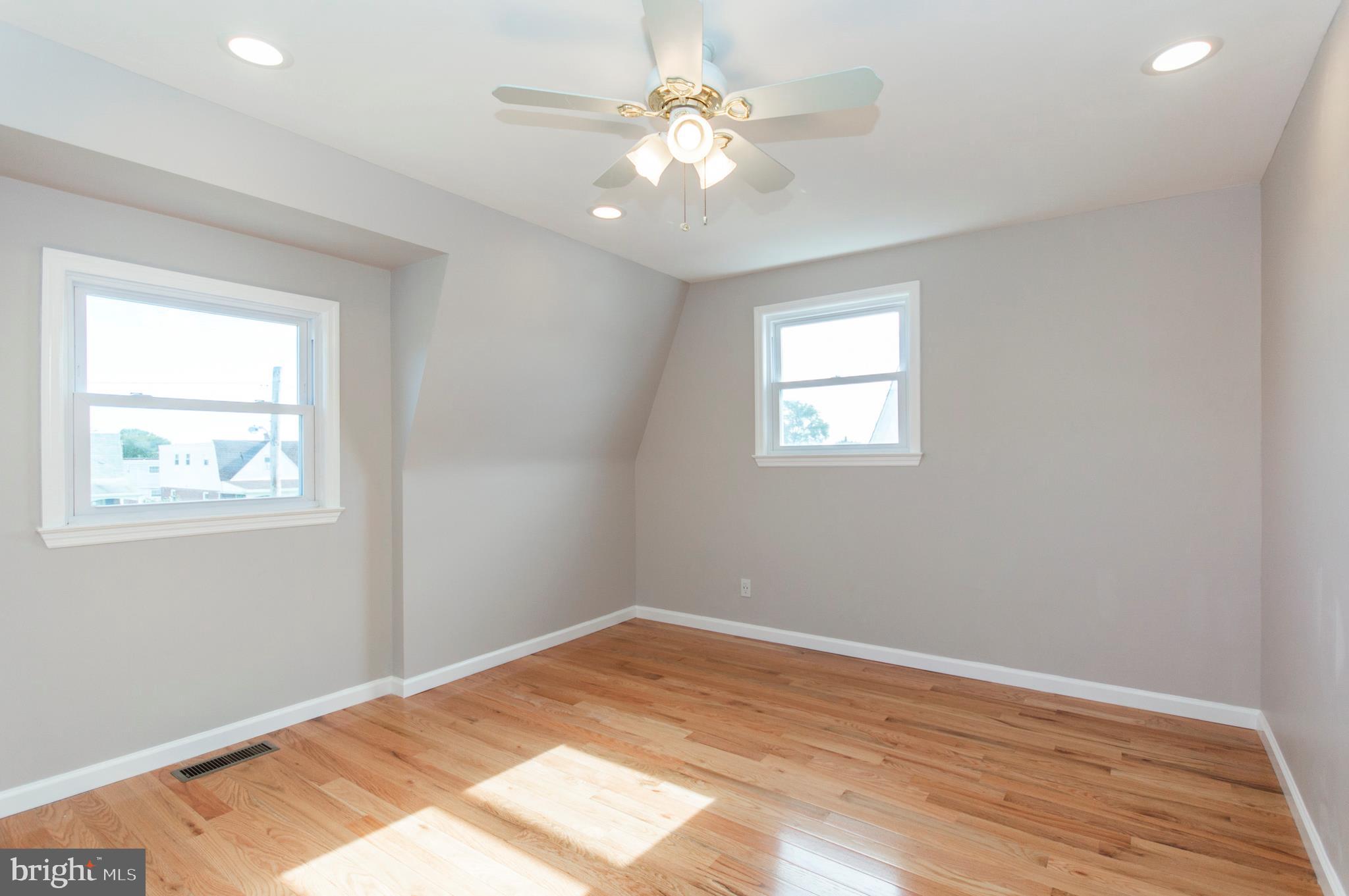 3450 Holyoke Road Philadelphia, PA 19114 - Photo 8 of 17 Gallery Image 8