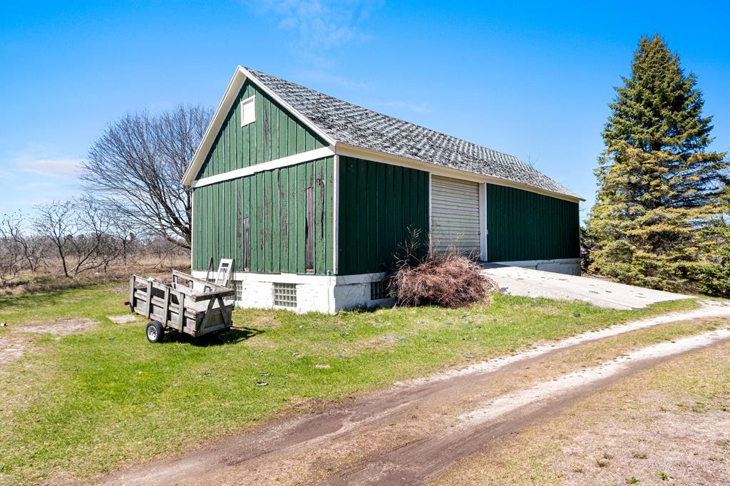 S1317 Shiloh Road Sturgeon Bay, WI 54235 - Photo 15 of 35
