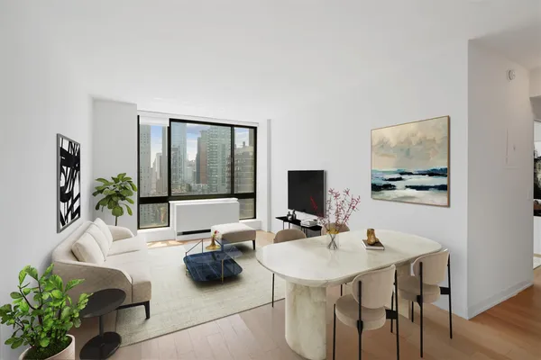 $8,000 | 1 Columbus Place, Unit S41A | Hell's Kitchen