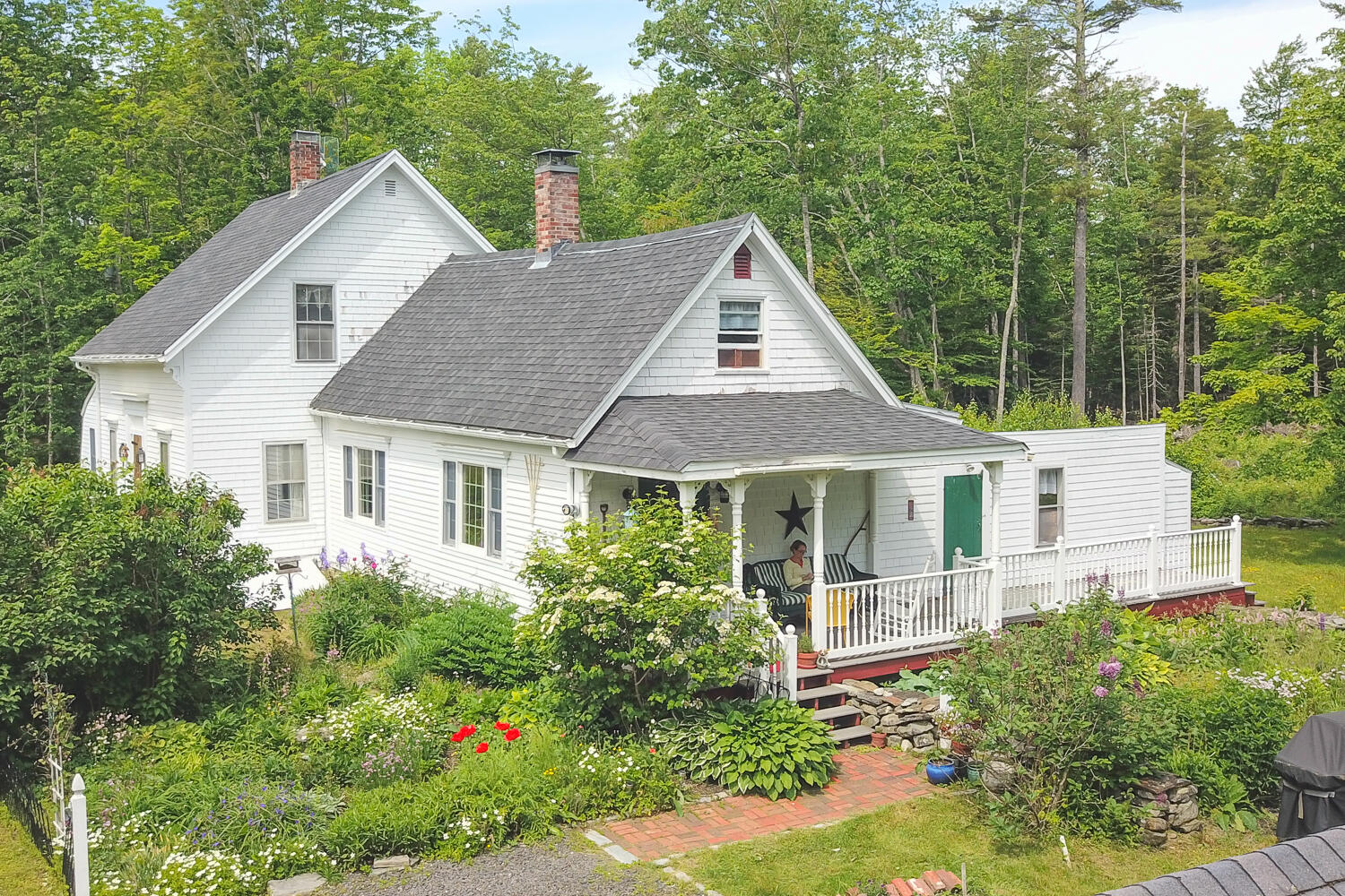 110 Robinson Road Waldoboro, ME 04572 - Photo 1 of 51 A02E2F28-A3DD-4404-9913-B184271D7635