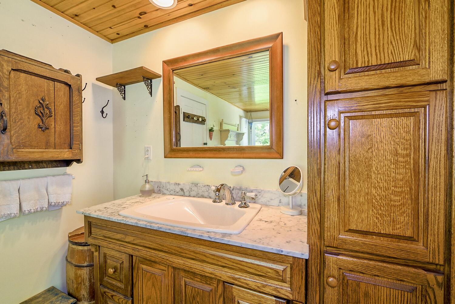 110 Robinson Road Waldoboro, ME 04572 - Photo 30 of 51 C228339A-005A-4DB6-97CA-8819473BE7DA_1_2