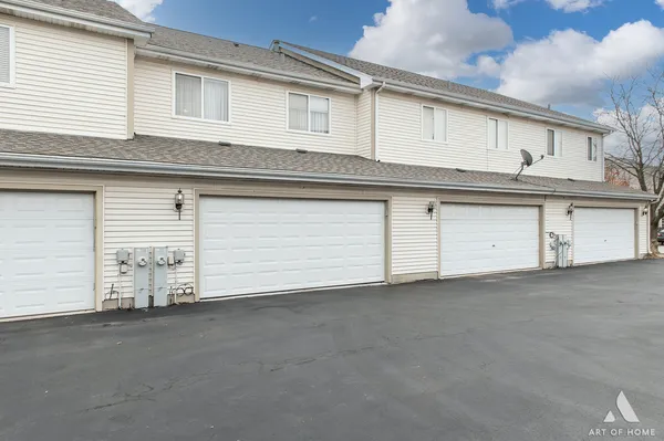 $285,000 | 9230 Arquilla Drive, Unit 35, Mokena, IL 60448