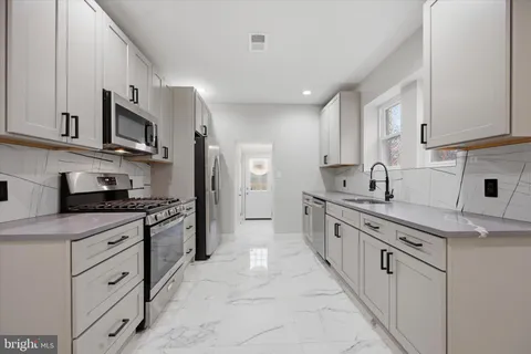 $260,000 | 1140 South 53rd Street, Philadelphia, PA 19143