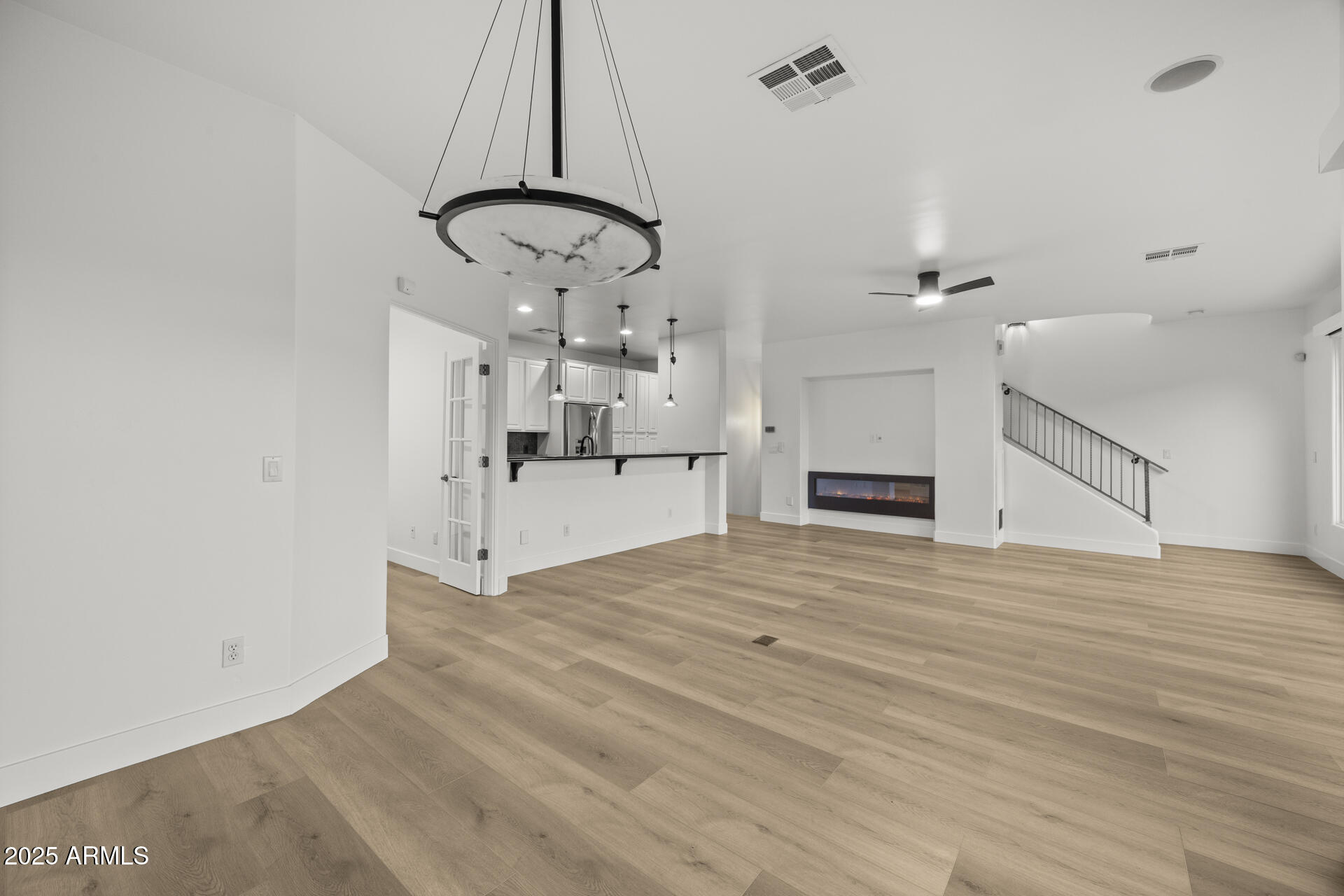 36 West Foothill Drive Phoenix, AZ 85021 - Photo 14 of 38 1-44