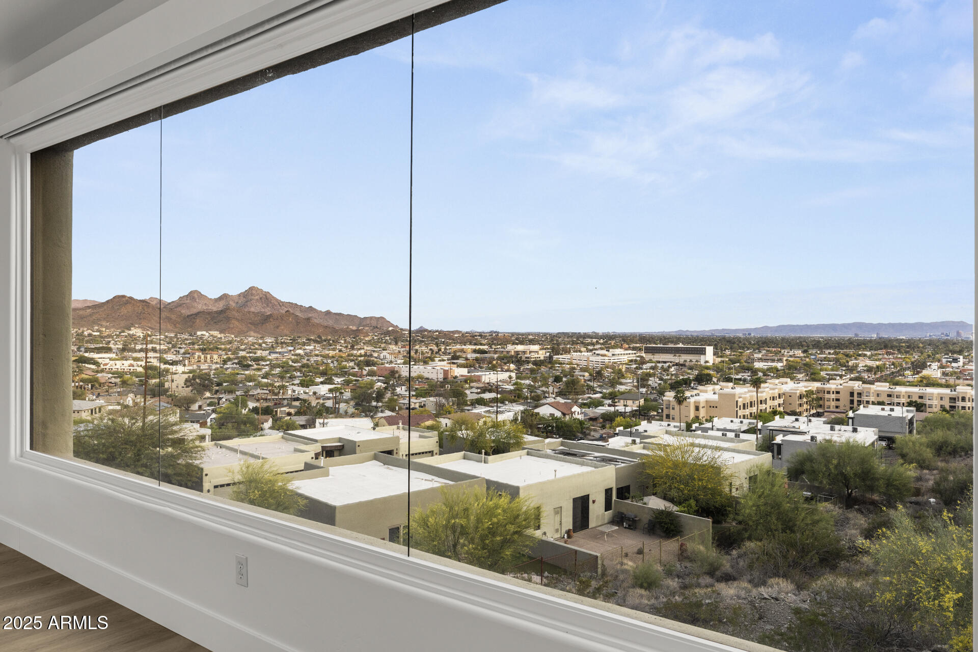 36 West Foothill Drive Phoenix, AZ 85021 - Photo 21 of 38 1-52