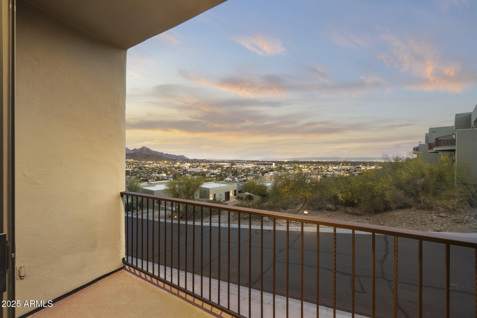 36 West Foothill Drive Phoenix, AZ 85021 - Photo 26 of 38 1-67