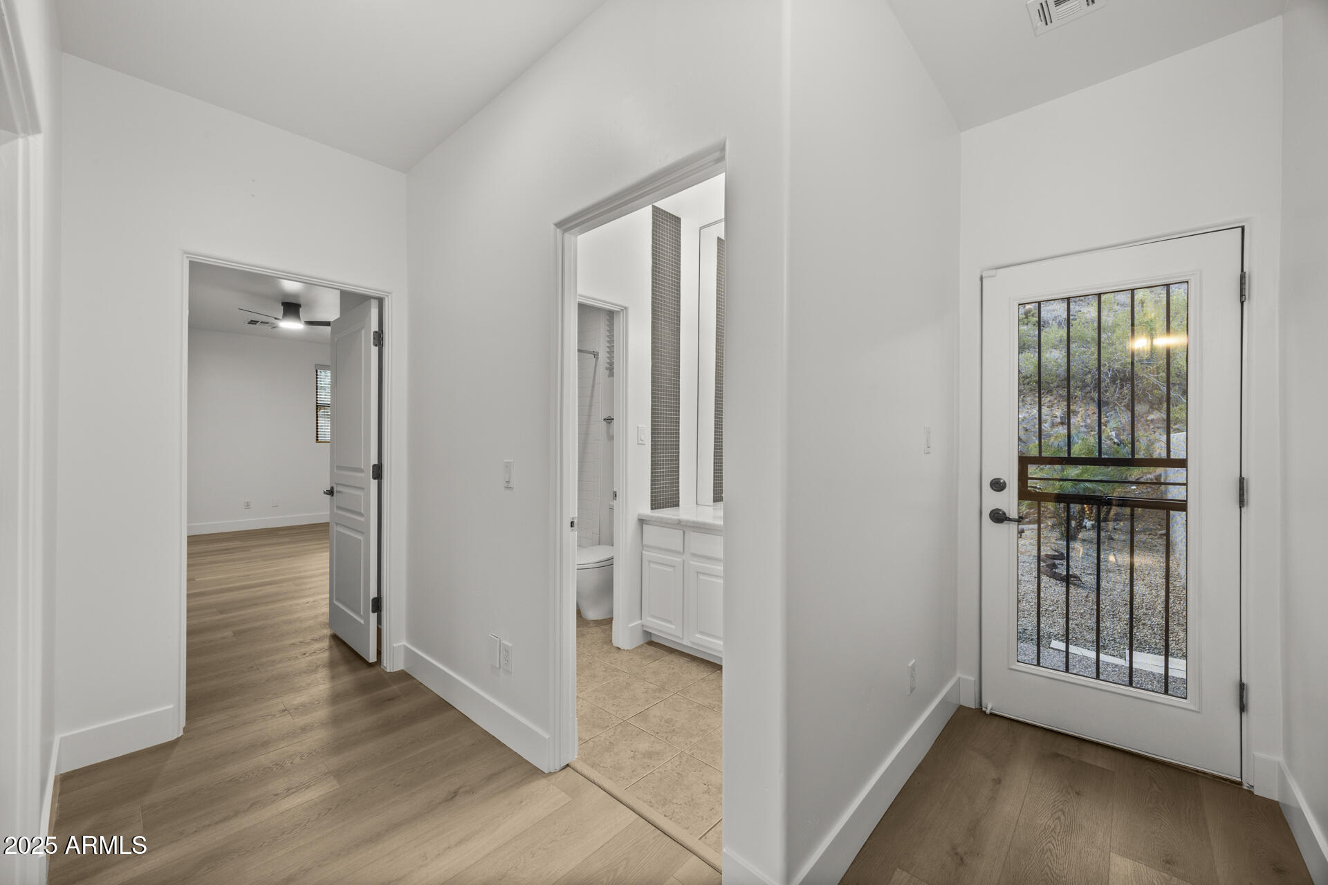 36 West Foothill Drive Phoenix, AZ 85021 - Photo 27 of 38 1-47