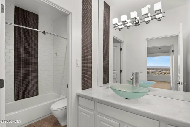 $725,000 | 36 West Foothill Drive, Phoenix, AZ 85021