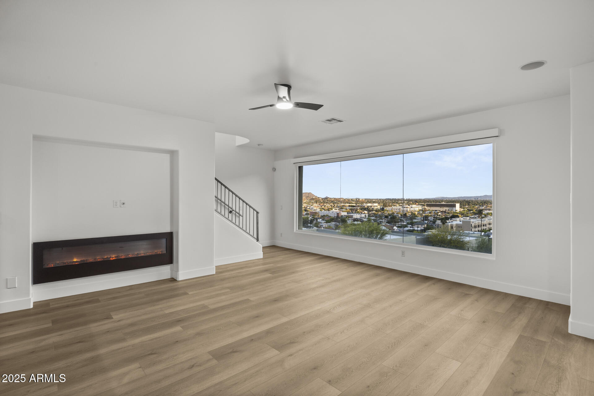 36 West Foothill Drive Phoenix, AZ 85021 - Photo 3 of 38 1-32