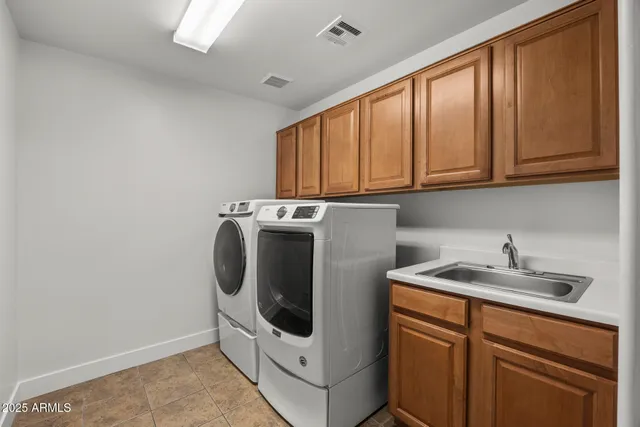 $725,000 | 36 West Foothill Drive, Phoenix, AZ 85021