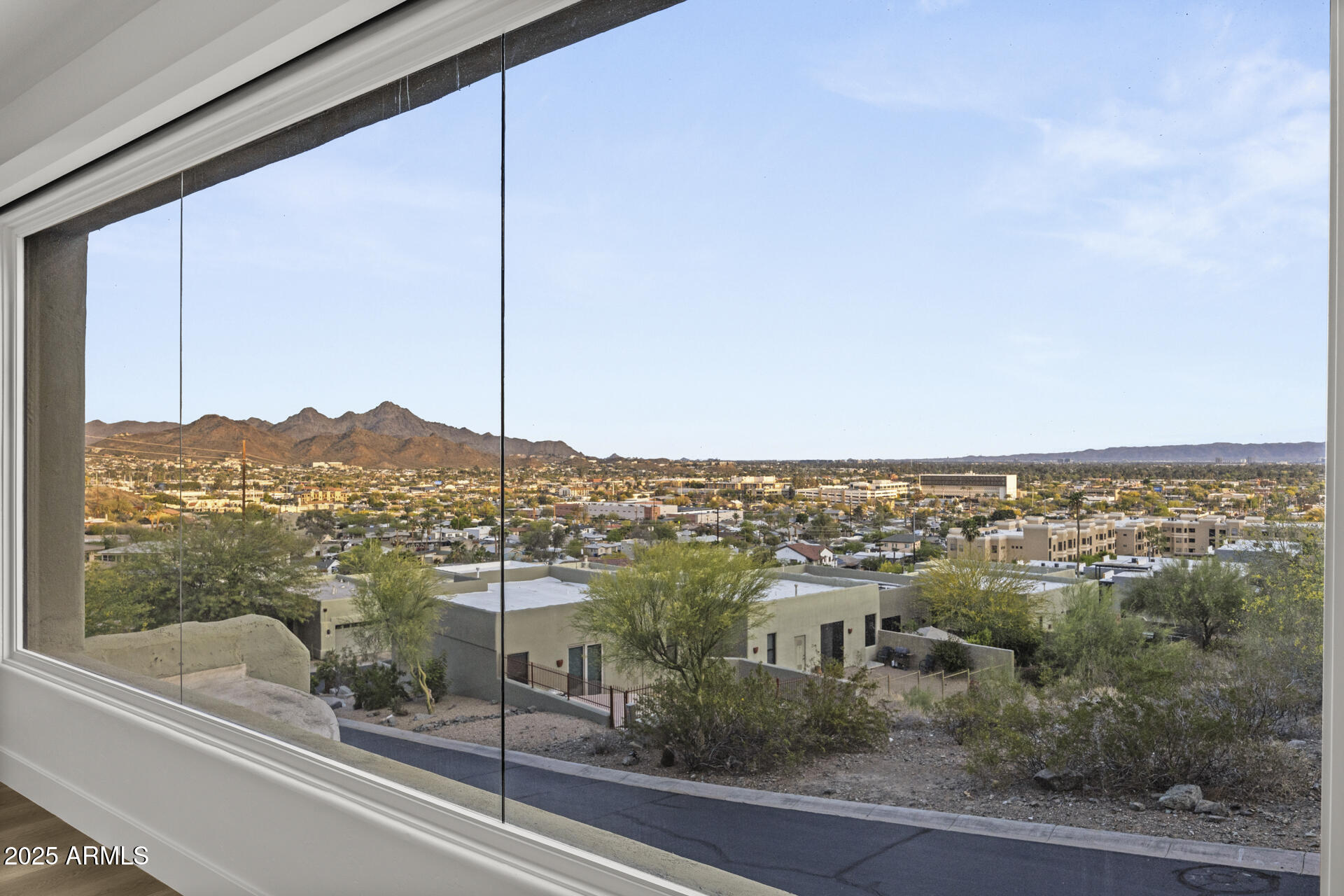 36 West Foothill Drive Phoenix, AZ 85021 - Photo 6 of 38 1-27