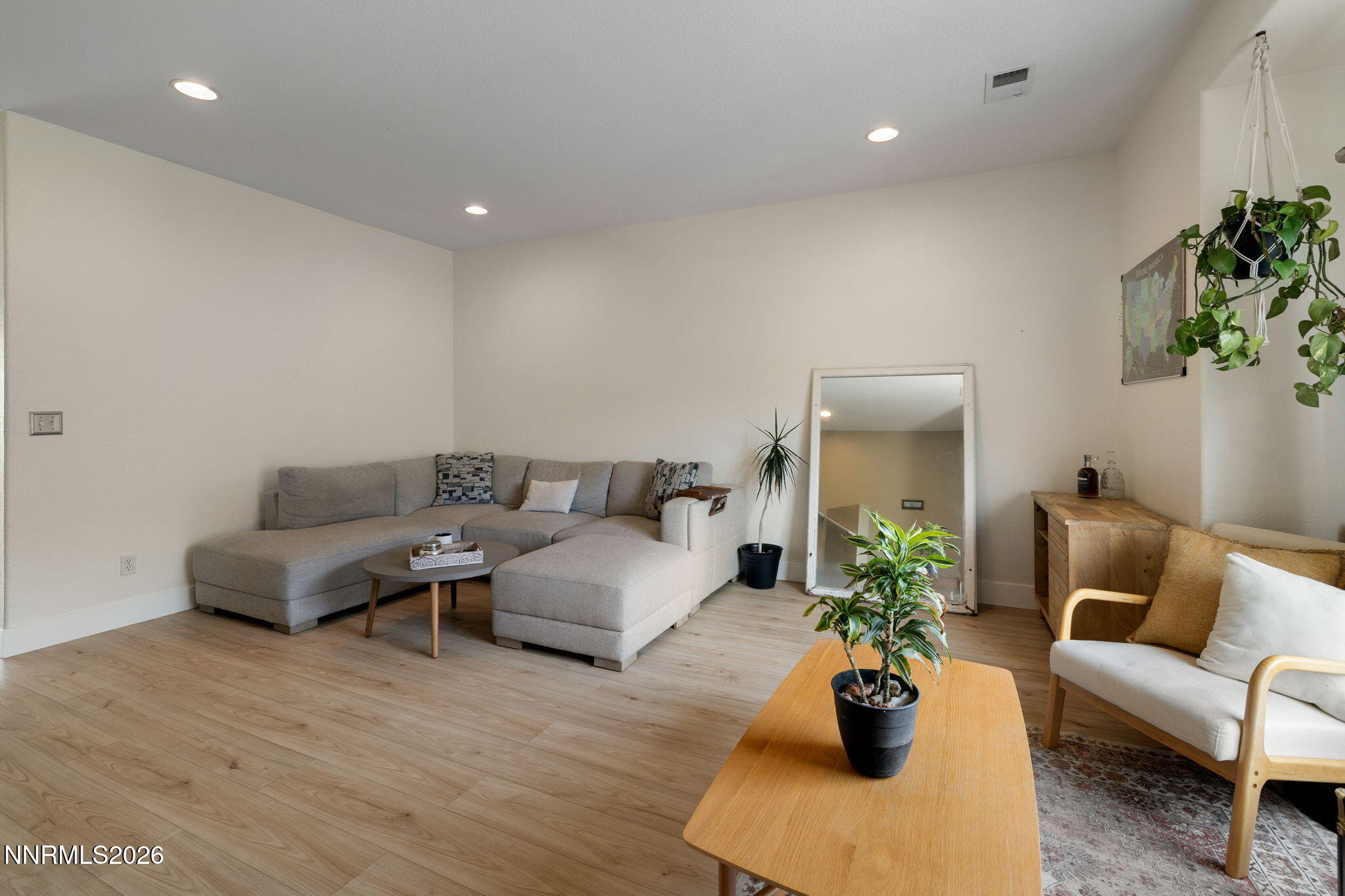 355 Madison Marie Lane Reno, NV 89503 - Photo 2 of 16 18-web-or-mls-355 Madison Marie-19