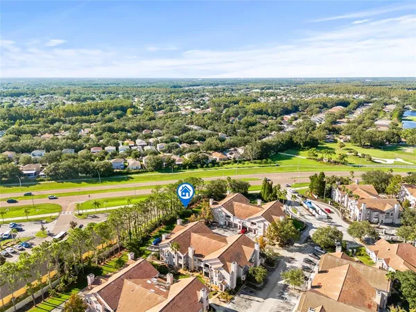 $2,000 | 18006 Villa Creek Drive, Tampa, FL 33647