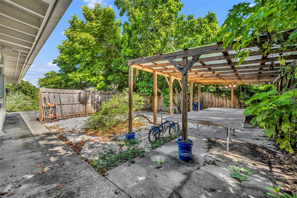 1601 Triangle Avenue Orlando, FL 32806 - Photo 24 of 25