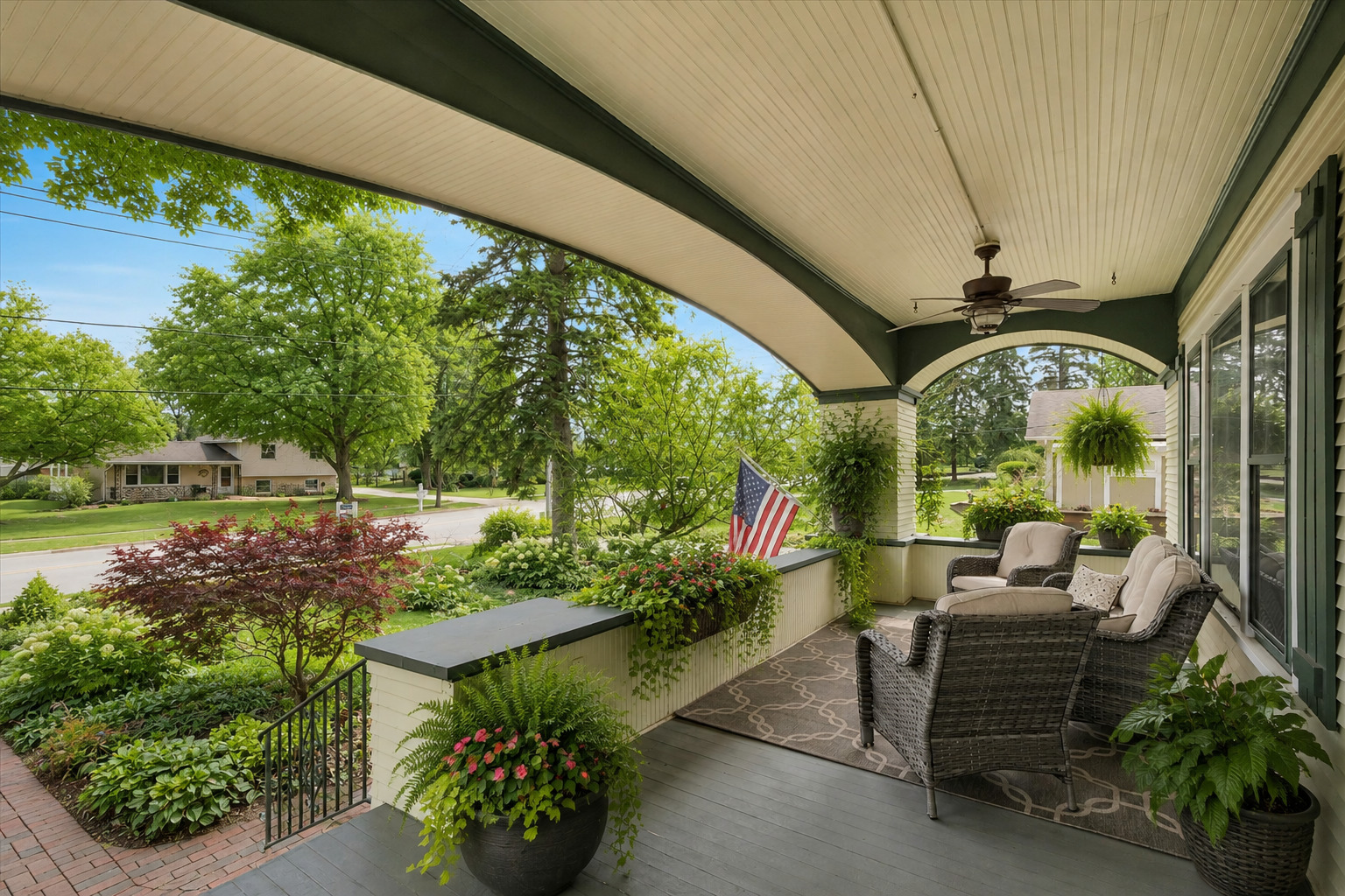 256 Center Road Frankfort, IL 60423 - Photo 3 of 25