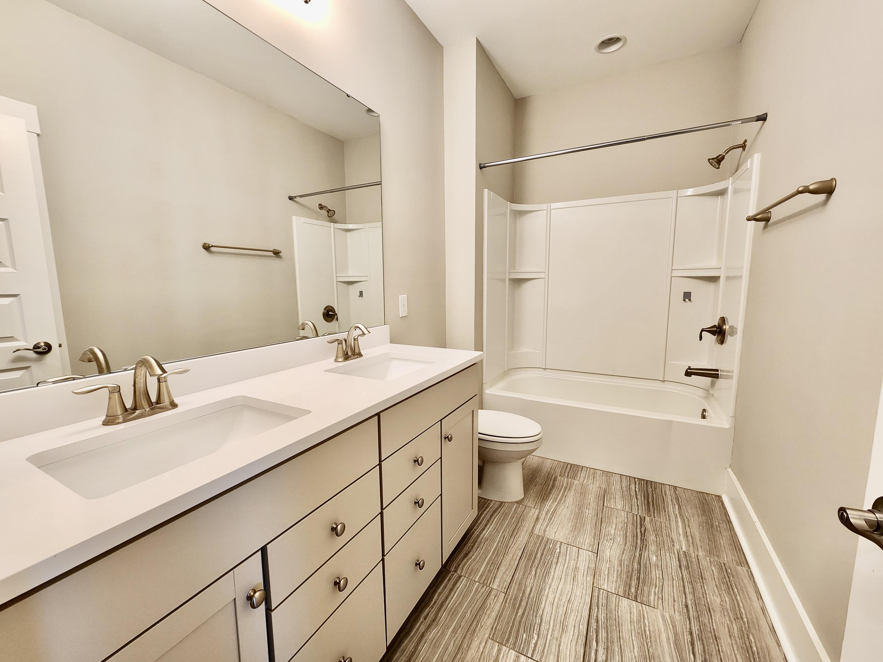 3132 Sturbridge Road Mount Pleasant, SC 29466 - Photo 13 of 32 20240710_105035