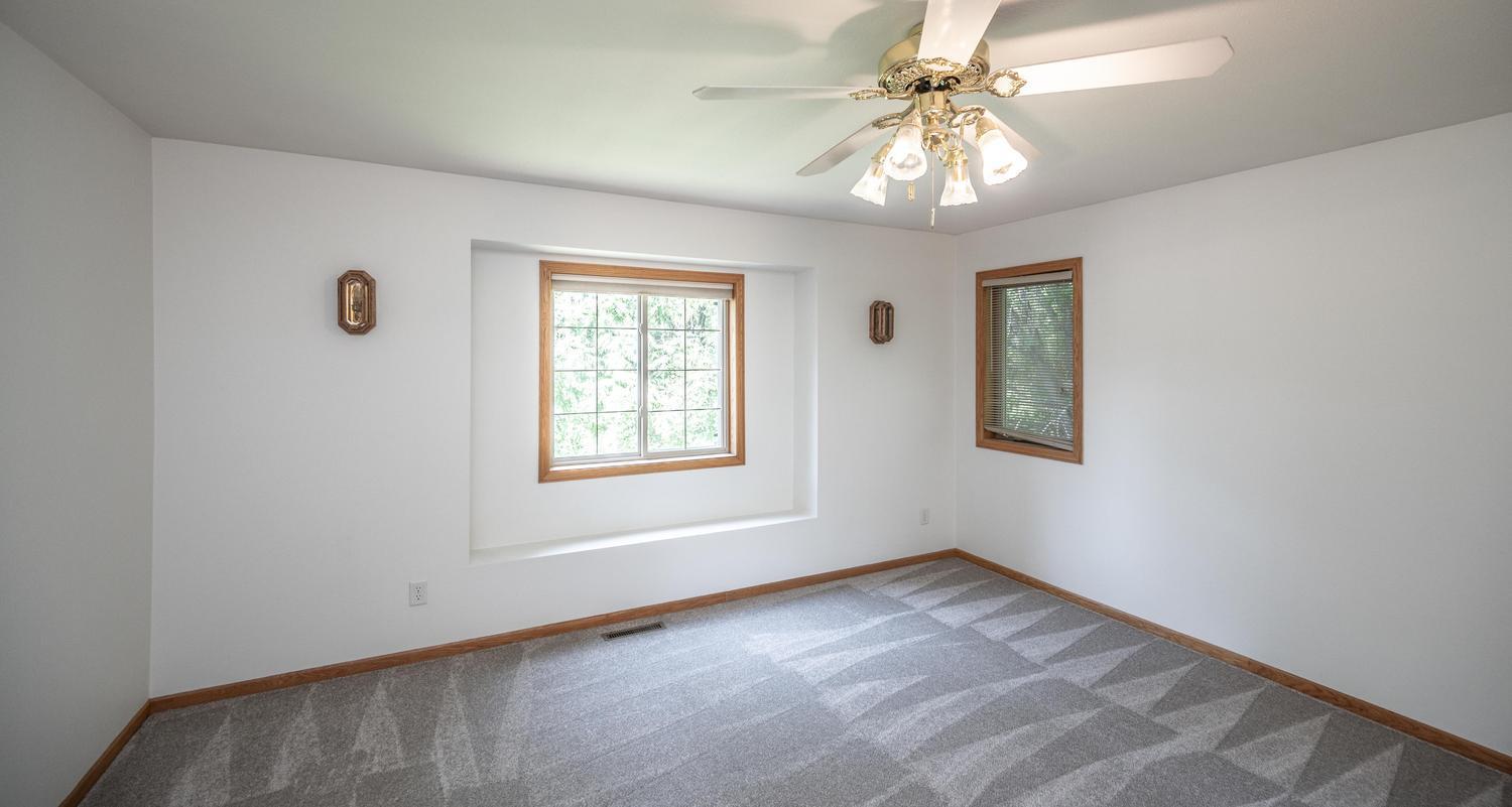 700 Ridge Road Henderson, MN 56044 - Photo 15 of 41