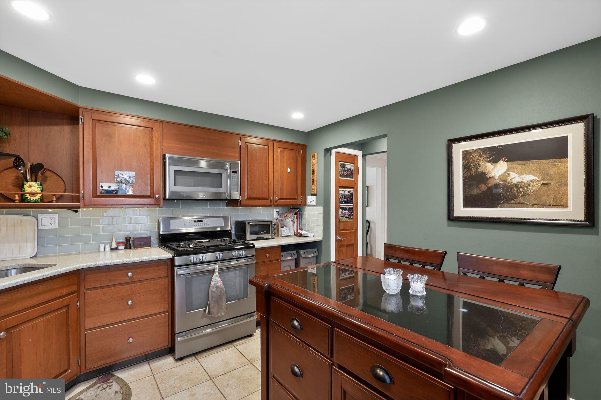 8 South Close Moorestown, NJ 08057 - Photo 14 of 34