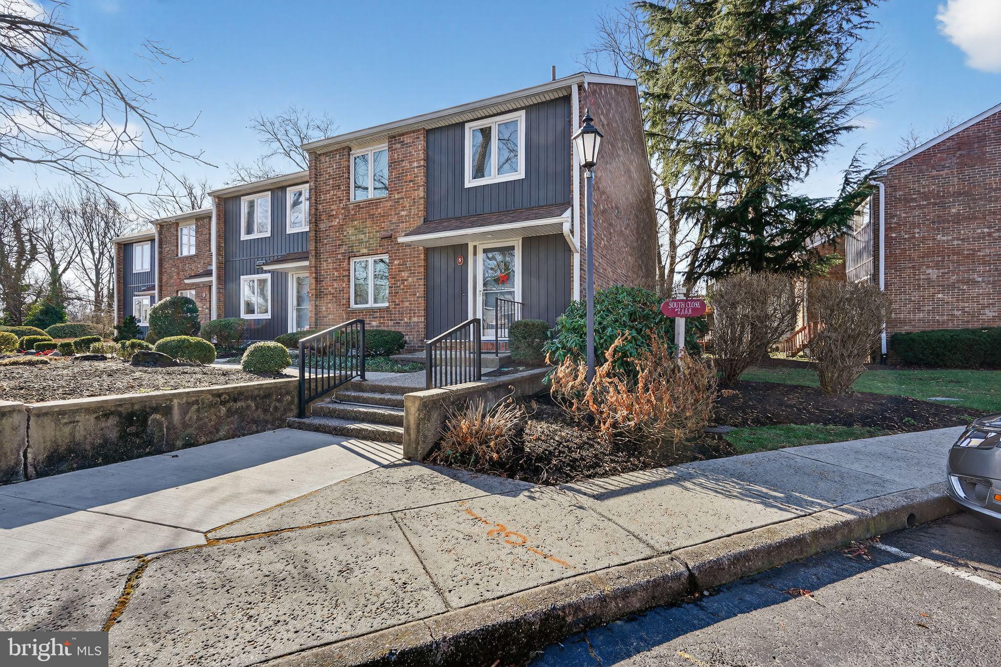 8 South Close Moorestown, NJ 08057 - Photo 2 of 34