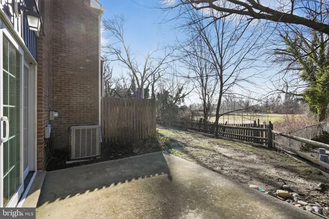 $420,000 | 8 South Close, Moorestown, NJ 08057