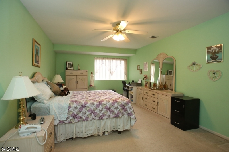 90 Frogtown Road Dover, NJ 07801 - Photo 13 of 32