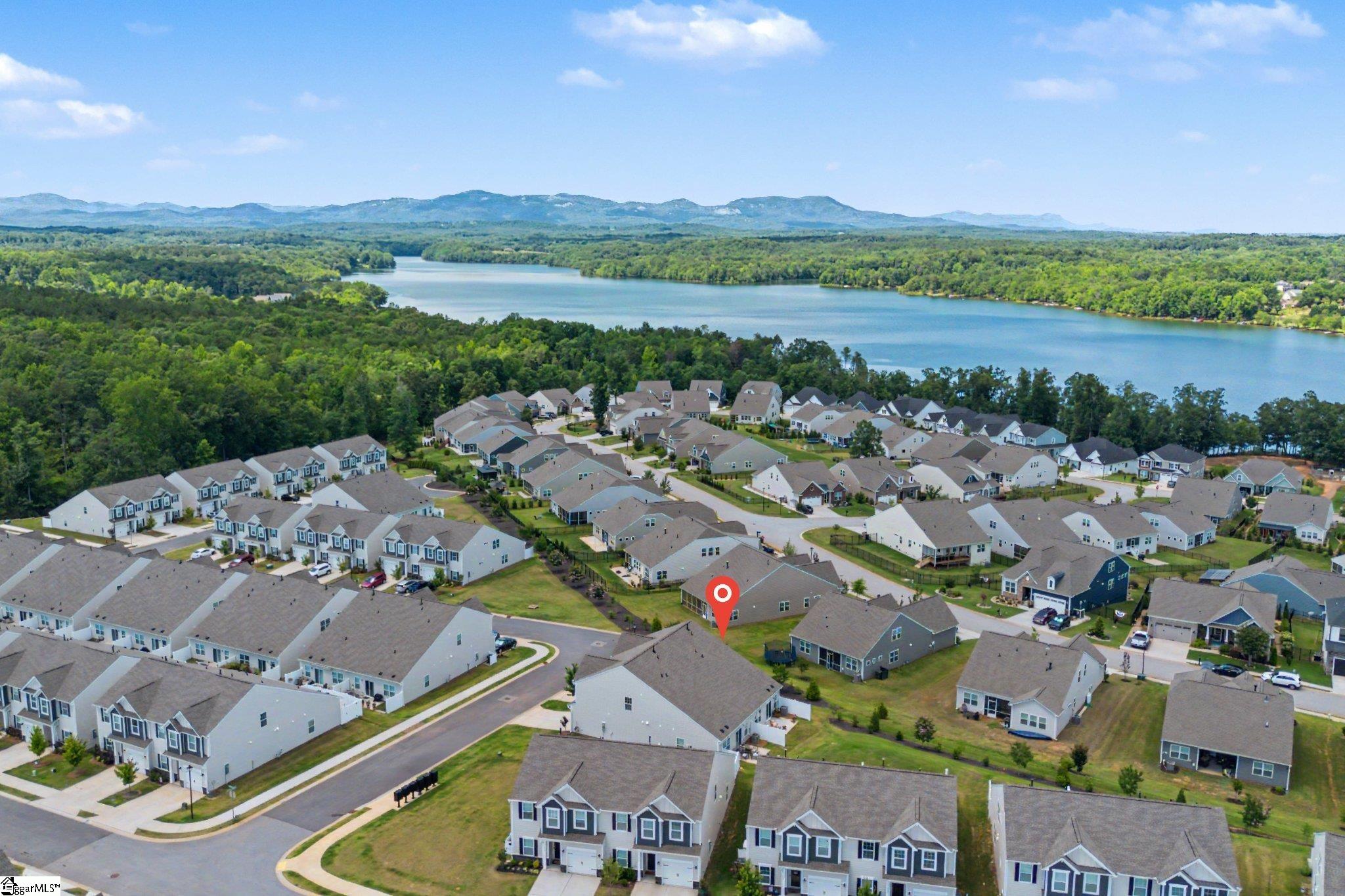 406 Batten Road Taylors, SC 29687 - Photo 4 of 36