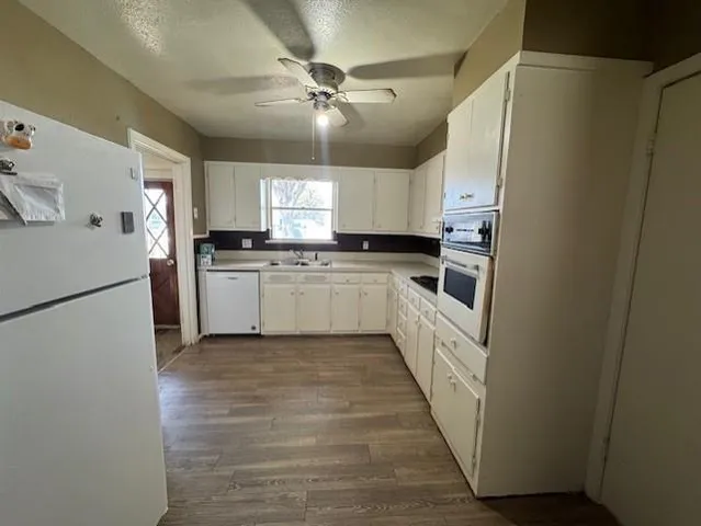 $2,100 | 190 North St Felix Street, Stephenville, TX 76401