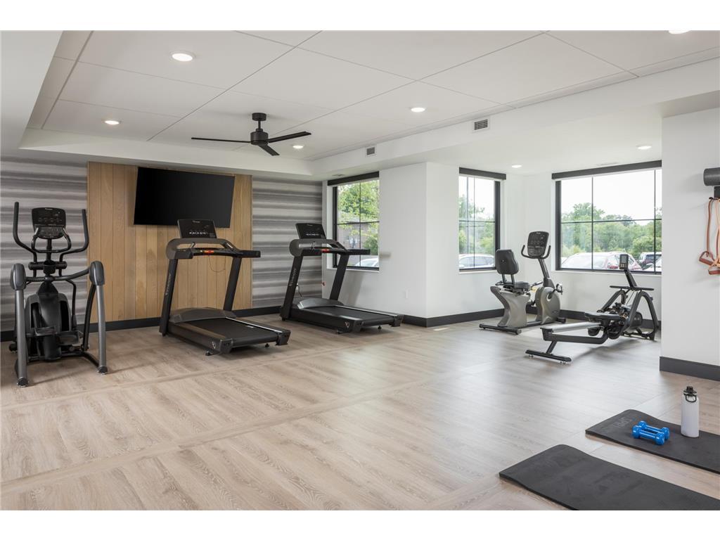 Xxx 55th Street Northwest, Unit 102 Rochester, MN 55901 - Photo 9 of 18