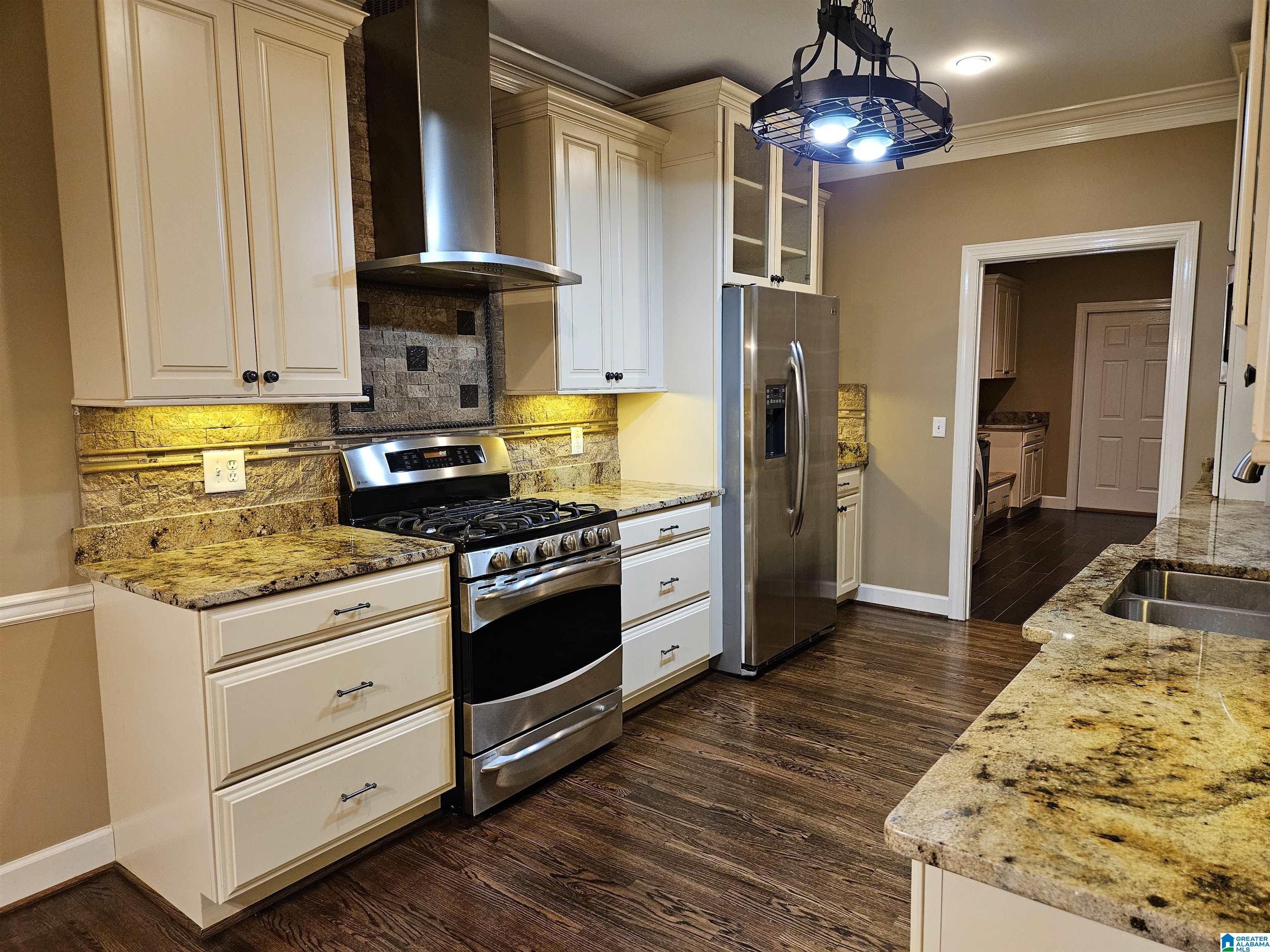 455 Trellis Circle Springville, AL 35146 - Photo 3 of 25