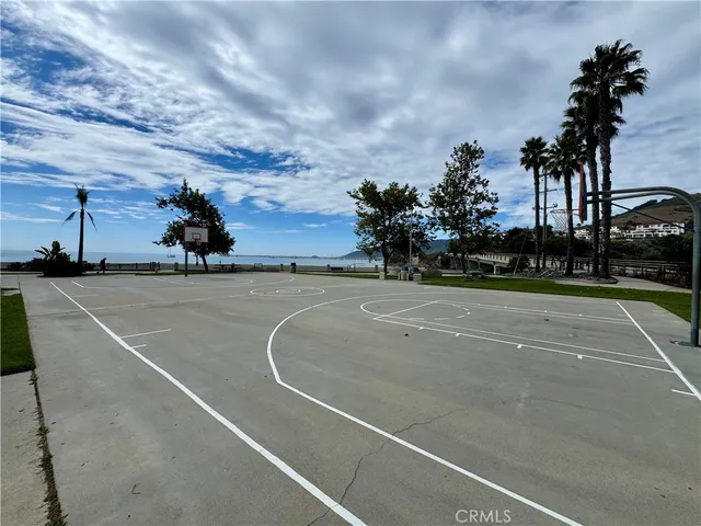 view of a tennis court