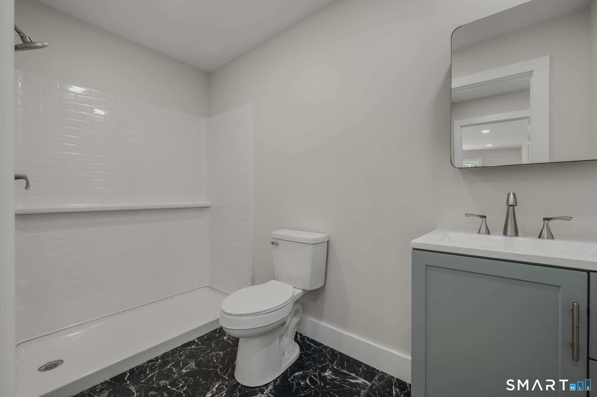 73 Cow Hill Road Clinton, CT 06413 - Photo 16 of 40