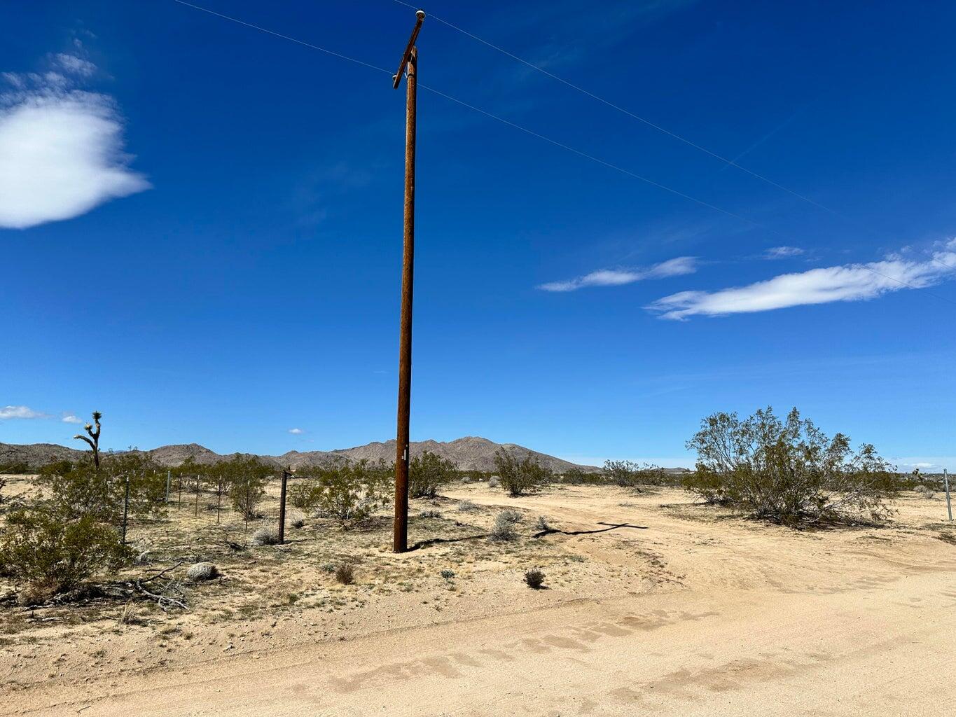 0 Neptune Avenue Joshua Tree, CA 92252 - Photo 6 of 7 Electric Post