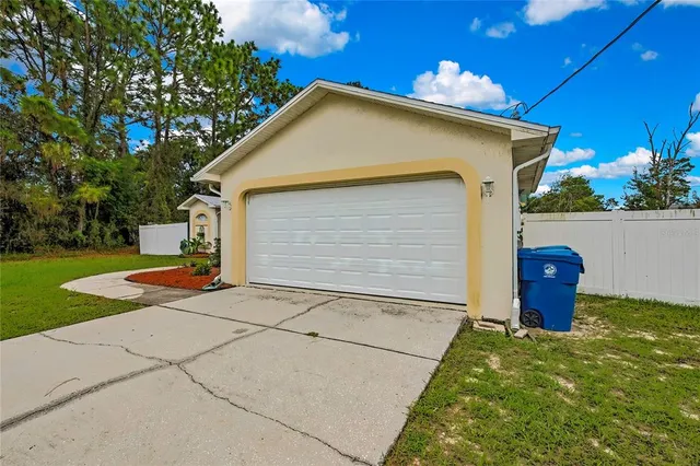 $279,000 | 11322 Topaz Street, Spring Hill, FL 34608