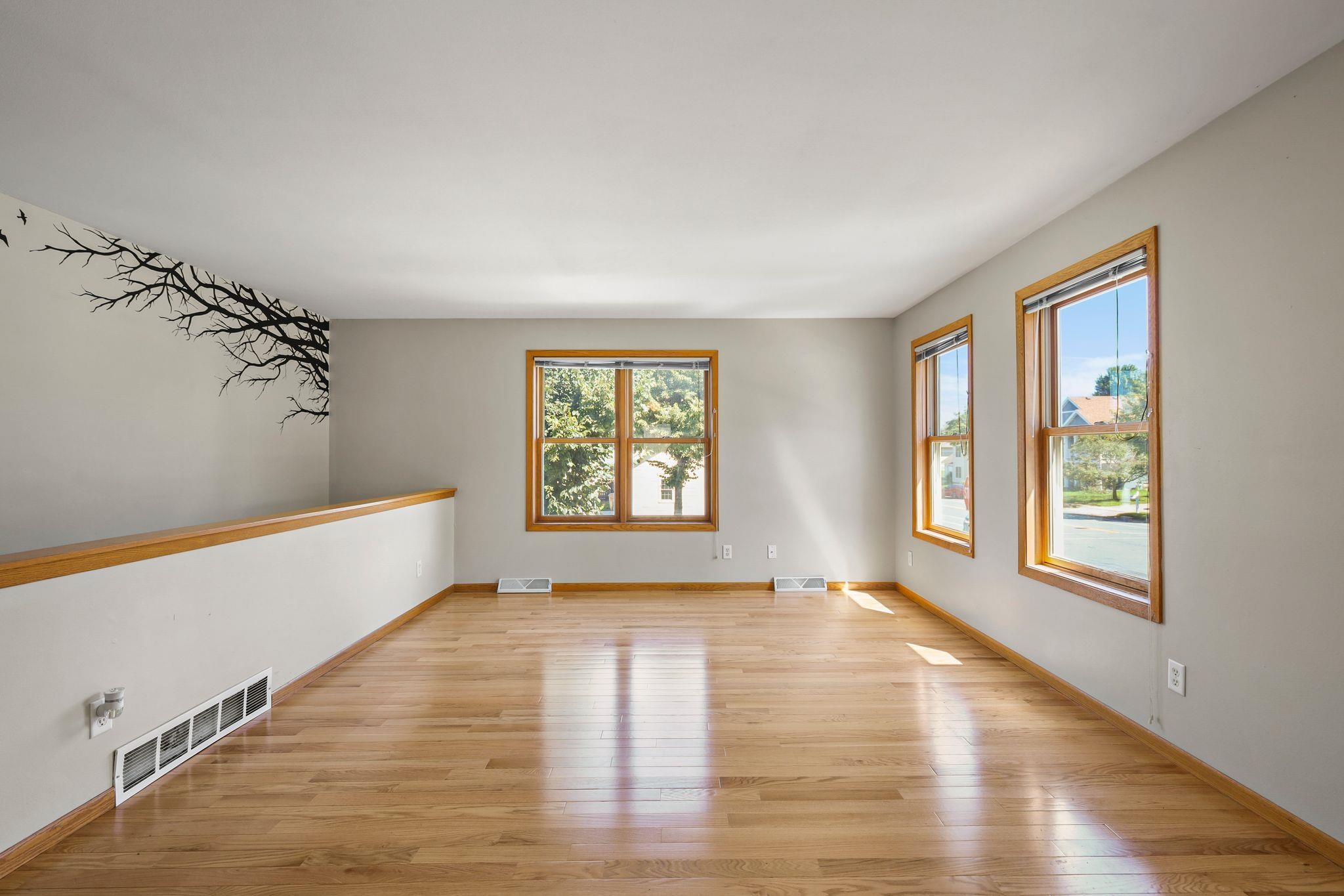 1502 Waldorf Boulevard Madison, WI 53719 - Photo 10 of 39 Gallery Image 10