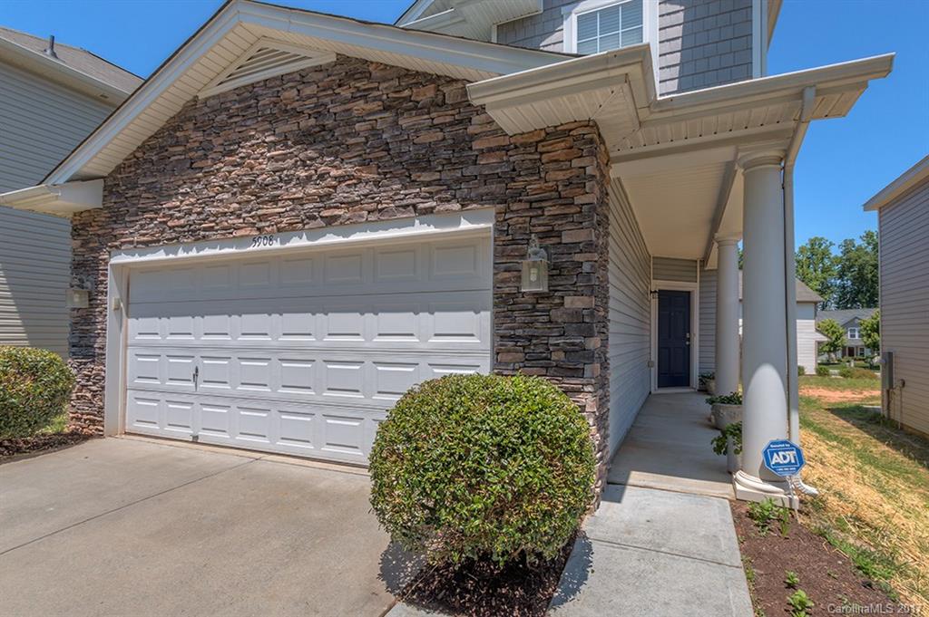 5908 Raisin Tree Lane Charlotte, NC 28215 - Photo 2 of 24 Gallery Image 2