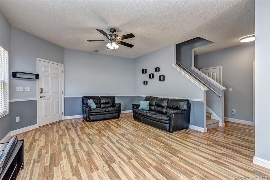 5908 Raisin Tree Lane Charlotte, NC 28215 - Photo 5 of 24 Gallery Image 5