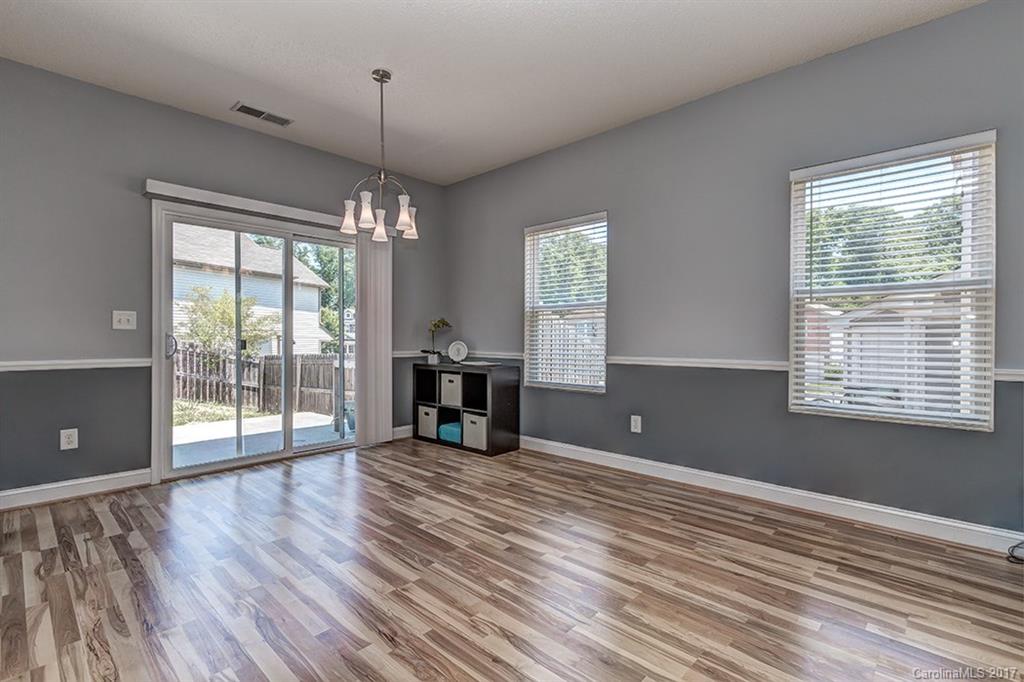 5908 Raisin Tree Lane Charlotte, NC 28215 - Photo 7 of 24 Gallery Image 7