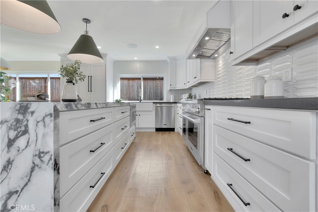 545 North Broadmoor Trail Orange, CA 92869 - Photo 19 of 75