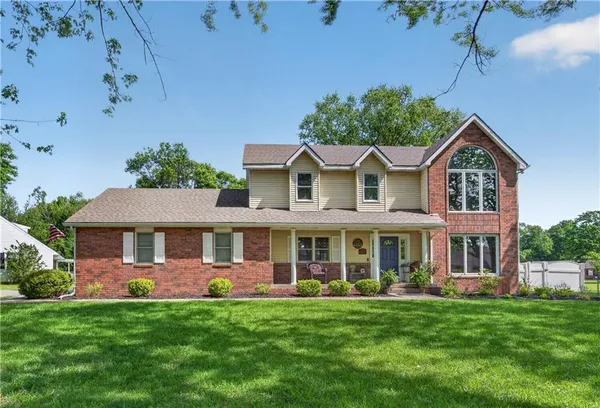 $390,000 | 1301 Bitner Drive, Pittsburg, KS 66762