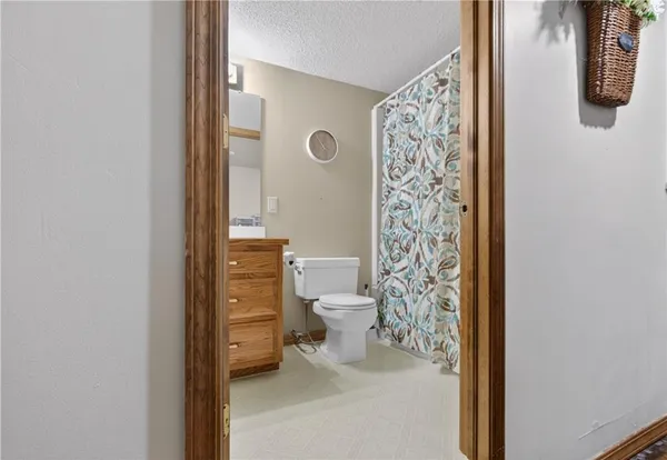 $390,000 | 1301 Bitner Drive, Pittsburg, KS 66762