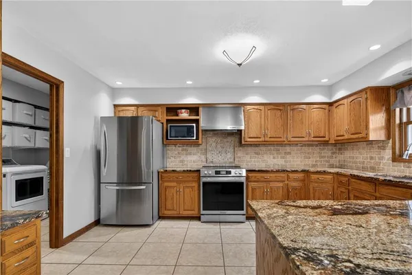 $390,000 | 1301 Bitner Drive, Pittsburg, KS 66762