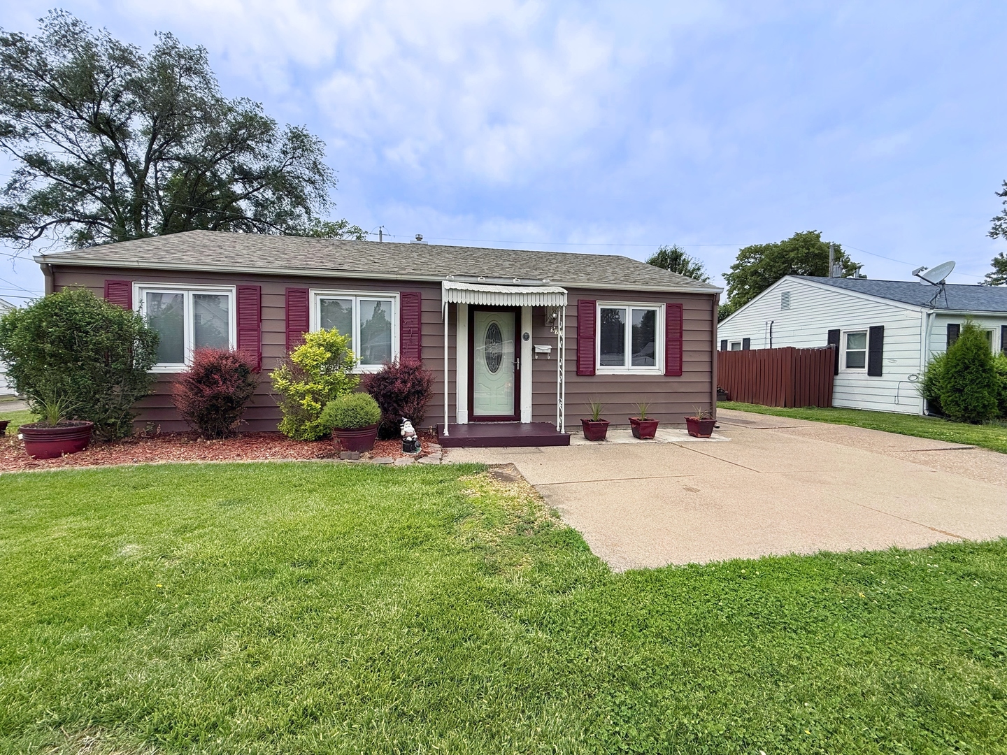 971 41st Street Moline, IL 61265 - Photo 3 of 27