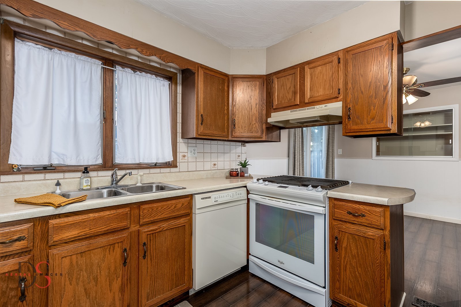 1103 4-H Road Ottawa, IL 61350 - Photo 3 of 20