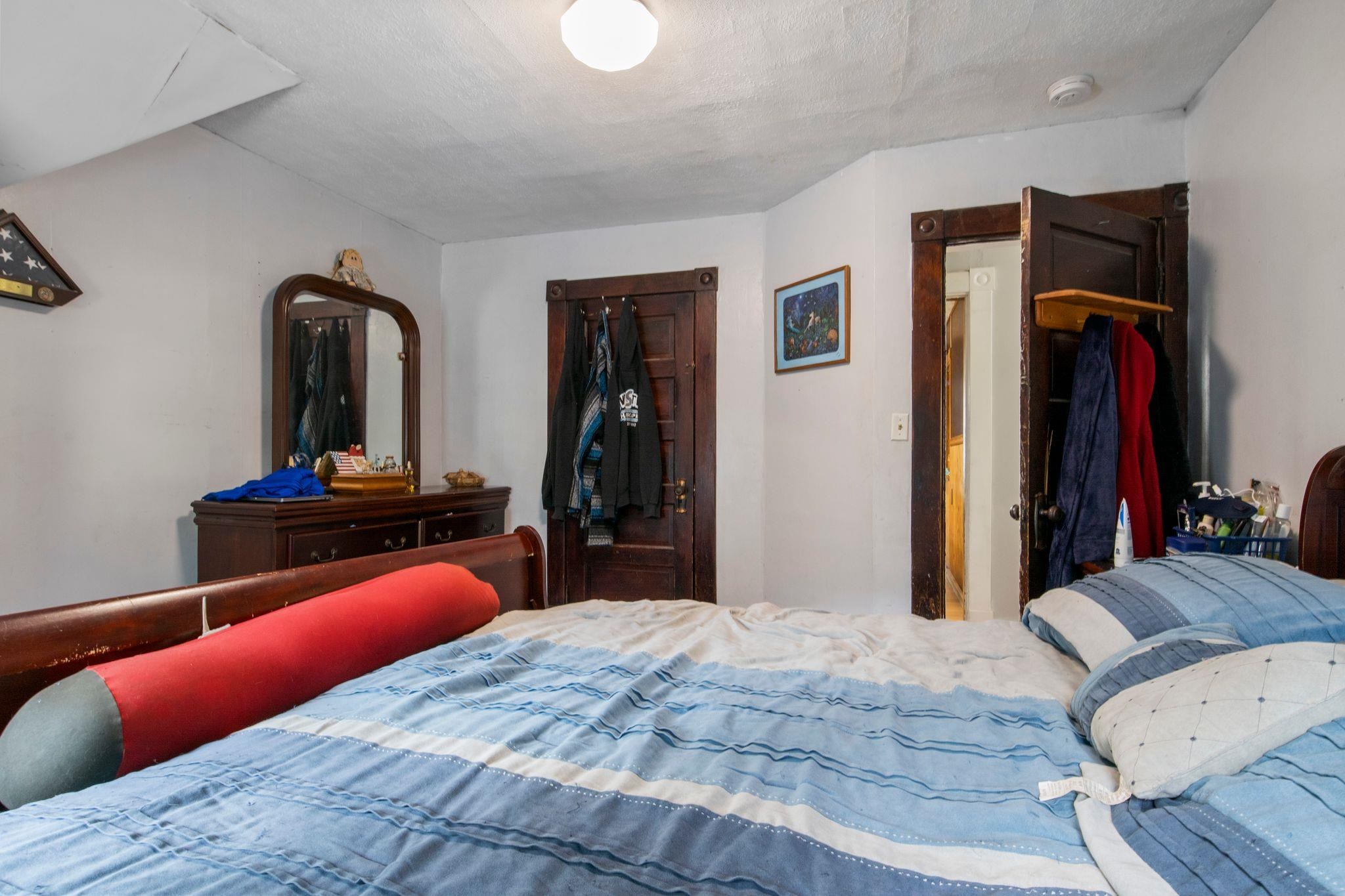 53 Chestnut Street Rochester, NH 03867 - Photo 25 of 33