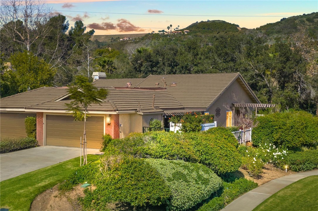 4124 Arboles Court Fallbrook, CA 92028 - Photo 3 of 54