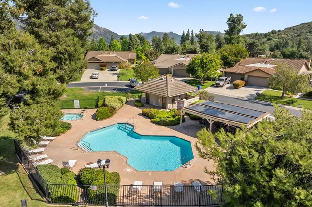 $719,000 | 4124 Arboles Court, Fallbrook, CA 92028