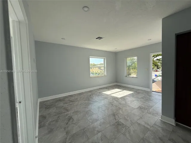 $2,600 | 2311 Northwest 15th Street, Unit B, Miami, FL 33125