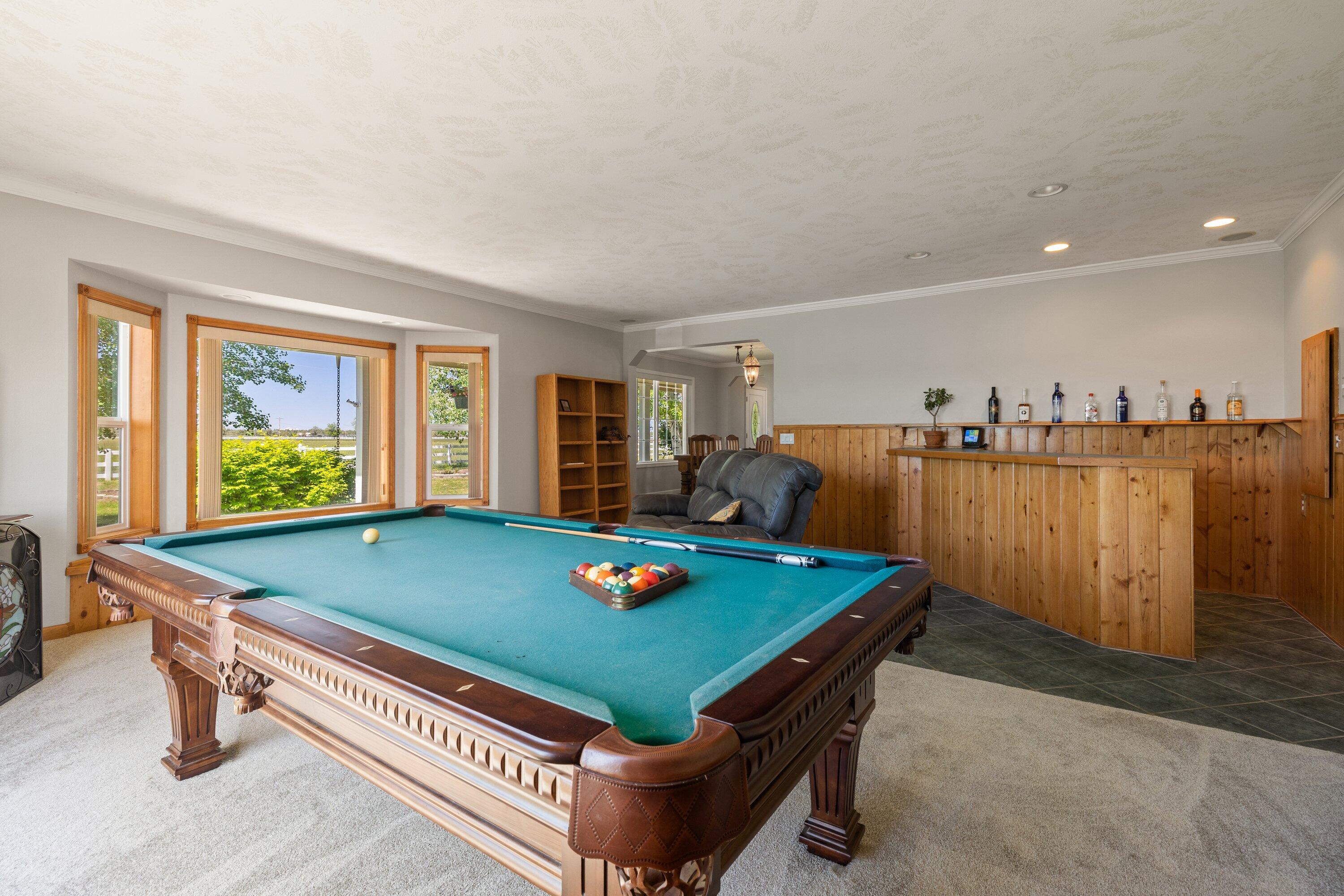 26100 Horsell Road Bend, OR 97701 - Photo 13 of 48 26100 Horsell Rd. Rec Room 2