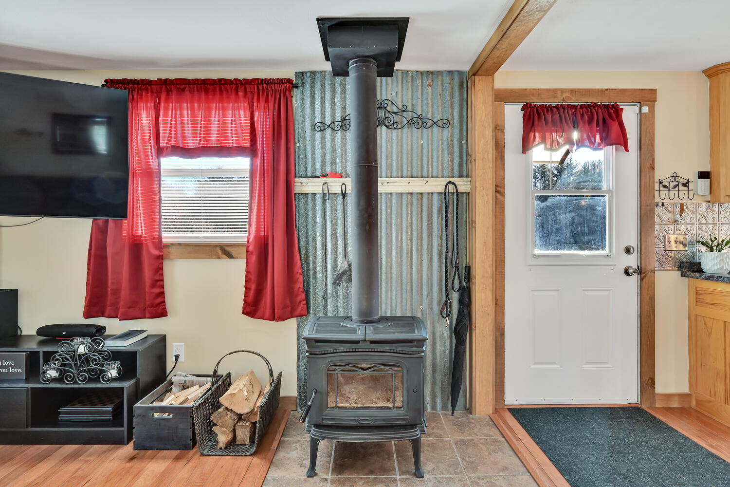 181 River Road Carthage, ME 04224 - Photo 17 of 50 gr113-022-019-1500x1000